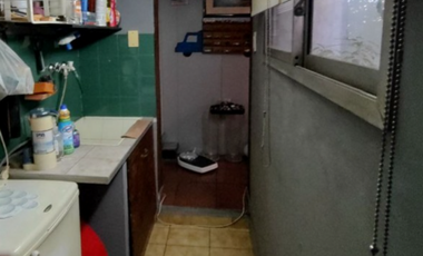 CASA Y DPTO EN ESQUINA