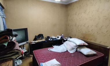 CASA Y DPTO EN ESQUINA