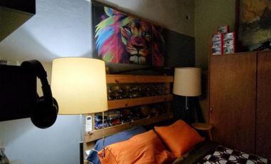 CASA Y DPTO EN ESQUINA