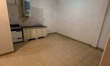 Departamento de 2 AMBIENTES en alquiler