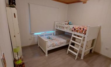 Excelente propiedad ubicada en barrio tranquilo
