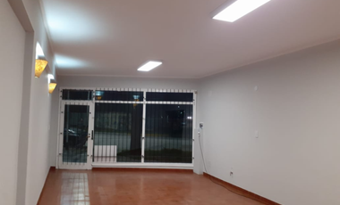 ALQUILO LOCAL COMERCIAL
