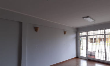ALQUILO LOCAL COMERCIAL