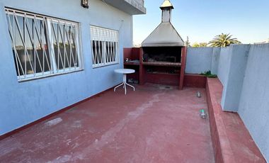 ALQUILER - CASA MAS GALPON - VILLA MADERO