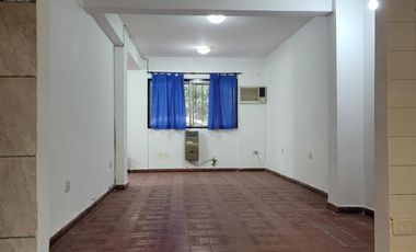 DEPARTAMENTO 3 AMB CON COCHERA , PLANTA BAJA  , SIN EXPENSAS NI ABL ,COMPLEJO CON PILETA Y PARRILLA EN COMUN TIGRE LINIERS 483
