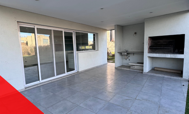 PROPIEDAD EN ALQUILER EN TERRAVISTA