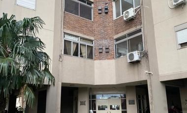 Departamento de tres ambientes a la venta en San Miguel