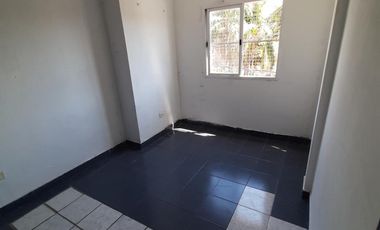 Departamento de 3 ambientes con balcón