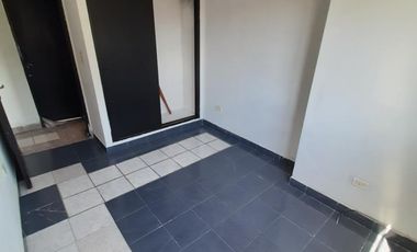 Departamento de 3 ambientes con balcón