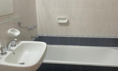 Cochabamba 329 (05-01)