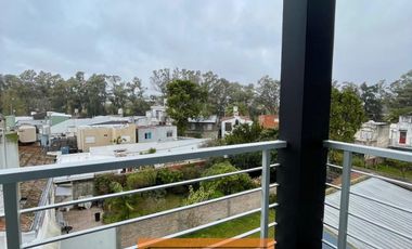 DEPARTAMENTO MONO AMB DIVIDIDO EN SANTOS LUGARES - TRES DE FEBRERO