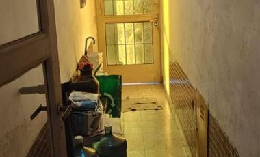 Ph En Venta 2 Amb. En Villa Urquiza - ZONA COMERCIAL