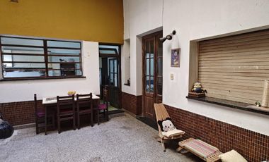 Ph En Venta 2 Amb. En Villa Urquiza - ZONA COMERCIAL