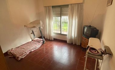 Chalet de 3 AMBIENTES en venta