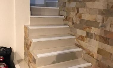 Venta de casa en Echeverria del lago- Canning