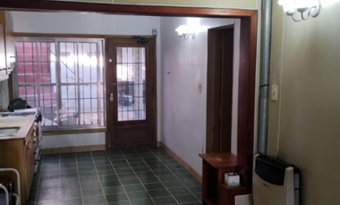 Excelente propiedad con jardín