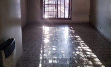 Excelente propiedad con jardín