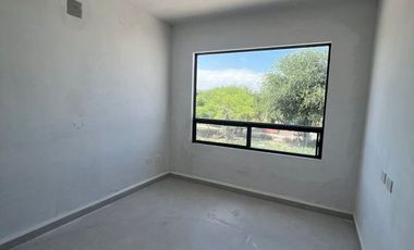 CASA EN VENTA EN APODACA GRAN PLUSVALIA