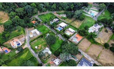 vendo finca en sopetran zona urbana.