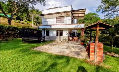 vendo finca en sopetran zona urbana.