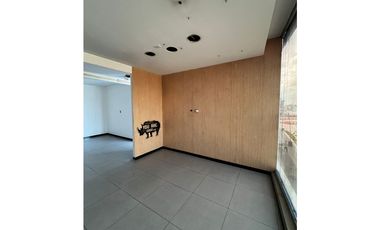 LOCAL EN ARRIENDO AVENIDA CHILE