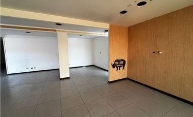 LOCAL EN ARRIENDO AVENIDA CHILE