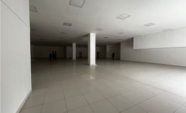 LOCAL EN ARRIENDO AVENIDA CHILE