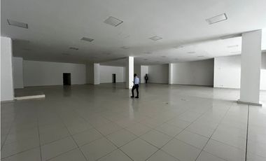 LOCAL EN ARRIENDO AVENIDA CHILE