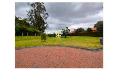 SE VENDE  CASA EN CAJICA VEREDA CANELON