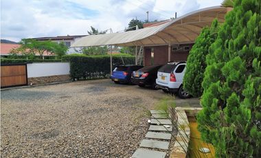 Venta de Casa moderna en Condominio, Jamundi-Valle