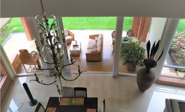 Venta de Casa moderna en Condominio, Jamundi-Valle