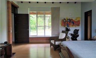 Venta de Casa moderna en Condominio, Jamundi-Valle