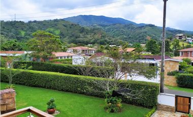 Venta de Casa moderna en Condominio, Jamundi-Valle