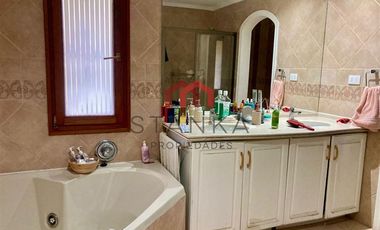 Casa en Arriendo en condominio los castaños