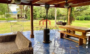 Casa en Arriendo en condominio los castaños