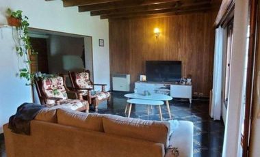 VENDO CHALET 5 AMBIENTES