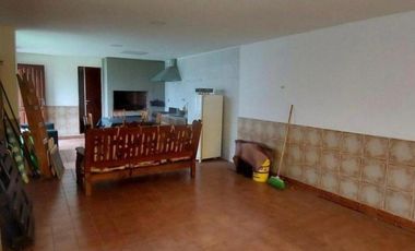 VENDO CHALET 5 AMBIENTES