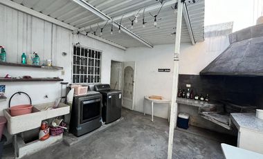 Casa moderna en San Nicolás de los Garza