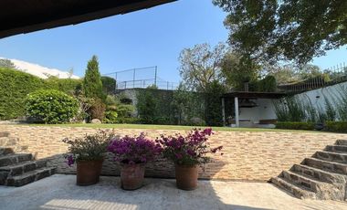 Casa en venta en condominio en Avandaro, Valle de Bravo