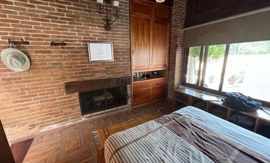 Casa en venta en condominio en Avandaro, Valle de Bravo