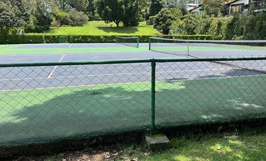 Casa en venta en condominio en Avandaro, Valle de Bravo