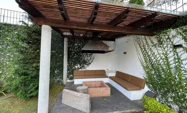 Casa en venta en condominio en Avandaro, Valle de Bravo