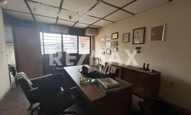 Local Comercial Céntrico  - (3)
