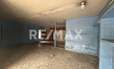 Local Comercial Céntrico  - (3)