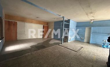 Local Comercial Céntrico  - (3)