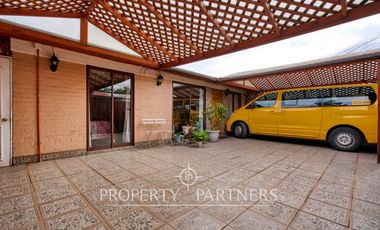 Venta de casa remodelada en Peñalolén a pasos del metro