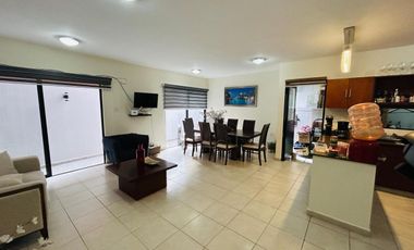 Venta de residencia en fraccionamiento privado, Xalapa, Ver.