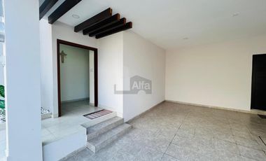 Venta de residencia en fraccionamiento privado, Xalapa, Ver.
