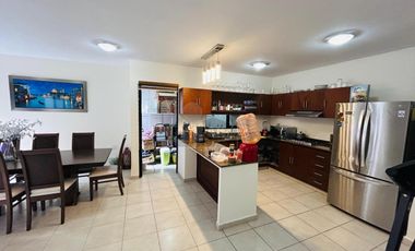 Venta de residencia en fraccionamiento privado, Xalapa, Ver.