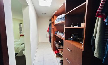 Venta de residencia en fraccionamiento privado, Xalapa, Ver.